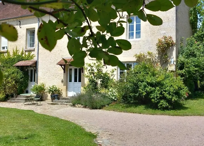 Oda ve Kahvaltı La Gentilhommiere De 3*